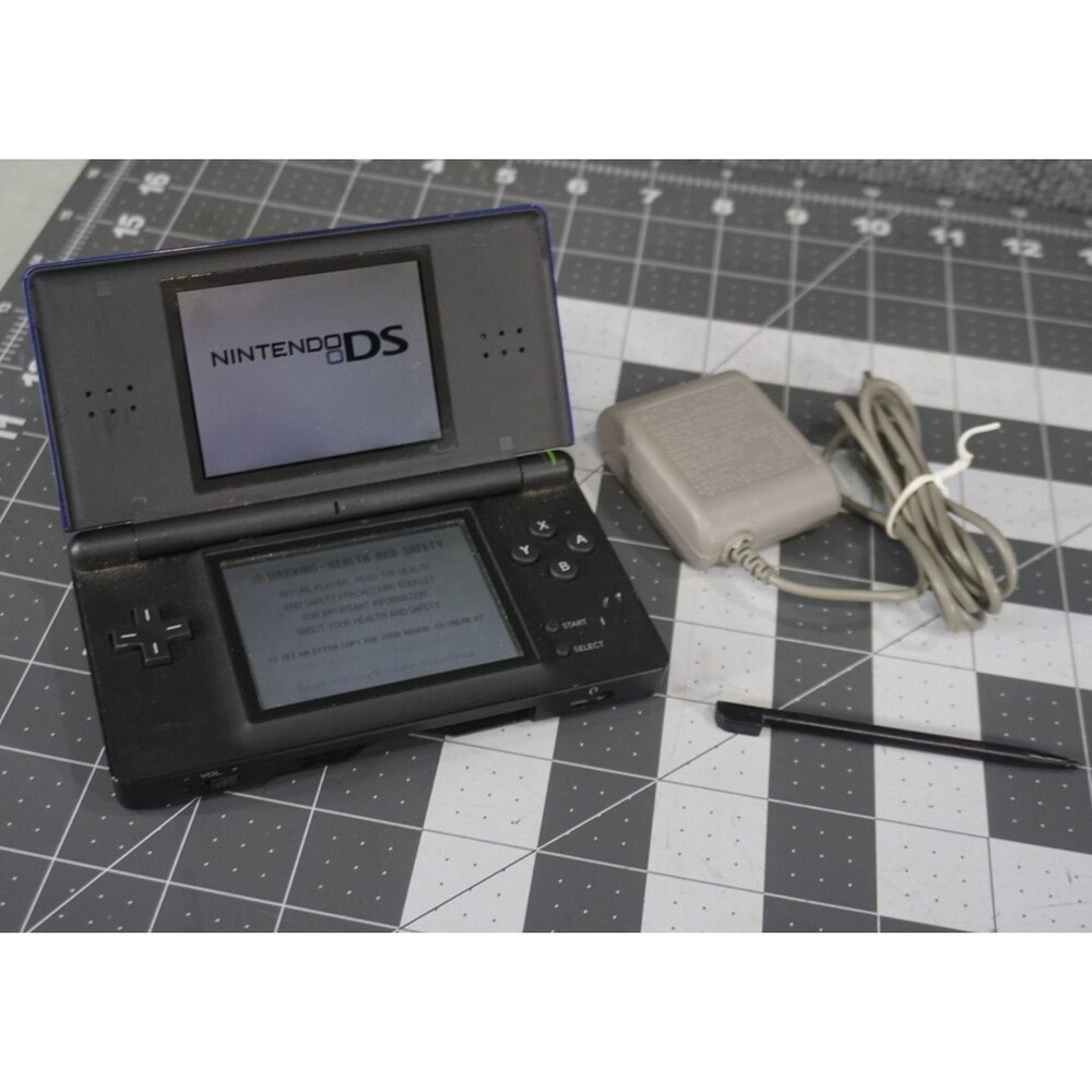 Nintendo DS Lite Crimson Handheld System Crimson Black With Stylus And Charger